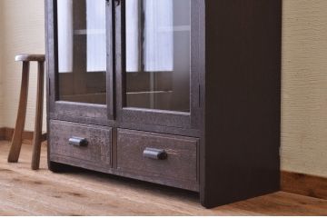 アンティーク家具　アンティーク　使い込まれたシックな本箱