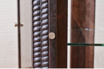 アンティーク家具　古い雑貨屋の五角形回転ガラスケース(ショーケース)