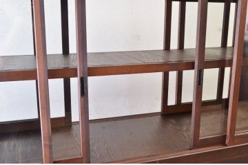 アンティーク家具　希少!古い商家の両面引き戸収納棚(ガラスケース)