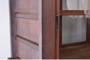 アンティーク家具　希少!古い商家の両面引き戸収納棚(ガラスケース)
