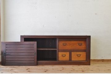 アンティーク家具　古民具 骨董 状態の良い収納箪笥サイドボード(水屋箪笥)