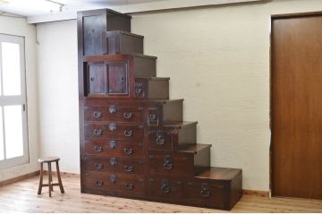アンティーク家具　◇古民具　骨董　味の良い階段箪笥(箱階段)