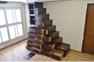 アンティーク家具　◇古民具　骨董　味の良い階段箪笥(箱階段)