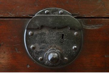 アンティーク家具　◇古民具　骨董　味の良い階段箪笥(箱階段)