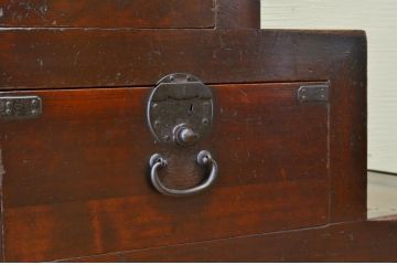 アンティーク家具　◇古民具　骨董　味の良い階段箪笥(箱階段)