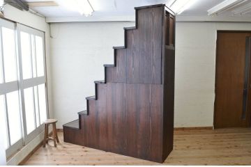 アンティーク家具　◇古民具　骨董　味の良い階段箪笥(箱階段)