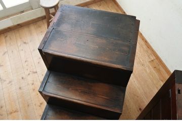 アンティーク家具　◇古民具　骨董　味の良い階段箪笥(箱階段)