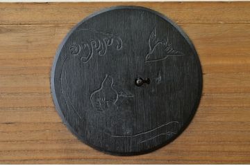アンティーク家具　☆古民具 骨董 総桐材の金具の立派な五丁引き上手衣装箪笥(時代箪笥、桐箪笥、桐たんす)