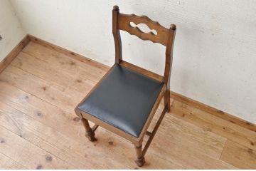 中古　ハンドメイド　ナラ材の椅子(イス)