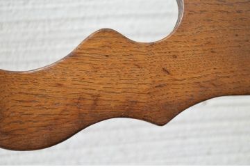 中古　ハンドメイド　ナラ材の椅子(イス)
