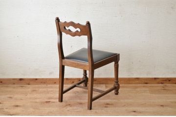 中古　ハンドメイド　ナラ材の椅子(イス)