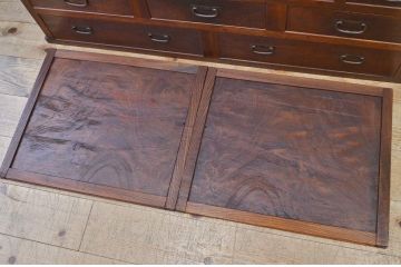 アンティーク家具　特別注文造り　引き戸が入れ替え可能　関東水屋箪笥
