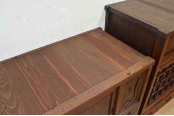 アンティーク家具　特別注文造り　引き戸が入れ替え可能　関東水屋箪笥