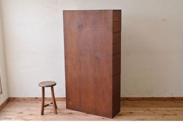 アンティーク家具　使い込まれたアンティークマス目棚4(飾り棚、陳列棚、下駄箱)
