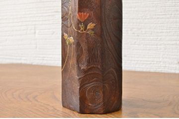 ○古い桐製蒔絵花入れ
