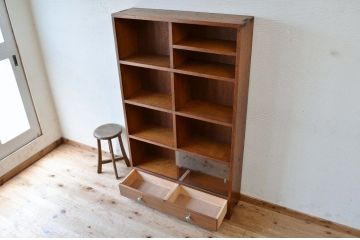 アンティーク家具　引き出し付きアンティーク本棚