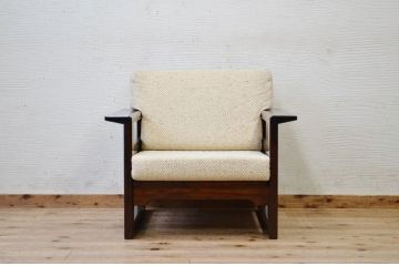 中古　北海道民芸ソファ1脚両肘掛付き1