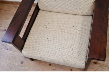 中古　北海道民芸ソファ1脚両肘掛付き2