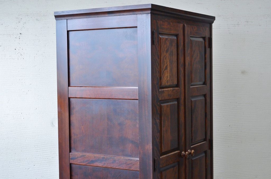 中古　北海道民芸家具ワードローブ(洋服箪笥)