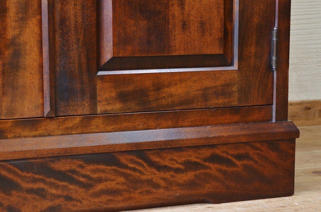 中古　北海道民芸家具ワードローブ(洋服箪笥)