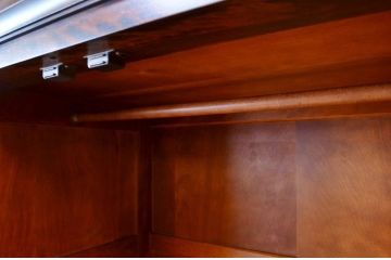 中古　北海道民芸家具ワードローブ(洋服箪笥)