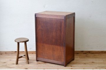 アンティーク家具　古い木のダイヤガラスアンティーク本箱