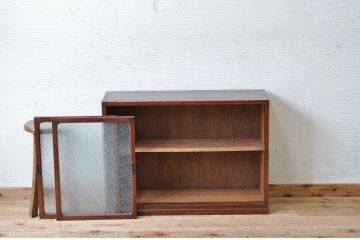 アンティーク家具　古い木の小振りなアンティーク収納棚1