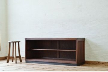 アンティーク家具　古い木のシンプルなローボード