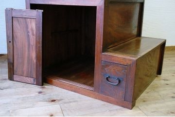 アンティーク家具　古い欅材の重厚な階段箪笥