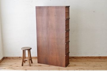 アンティーク家具　使い込まれたアンティークマス目棚17(飾り棚、陳列棚、下駄箱)