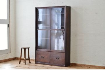 アンティーク家具　古い栓材のアンティーク本棚(収納棚、飾り棚)