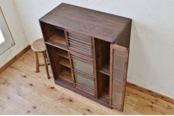 アンティーク家具　モールガラスアンティーク収納棚(下駄箱)