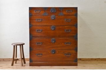 アンティーク家具　☆木目の素晴らしい二段重ね庄内箪笥