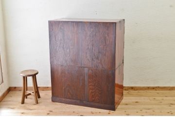 アンティーク家具　☆木目の素晴らしい二段重ね庄内箪笥