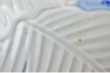 美しい陽刻　瀬戸火鉢