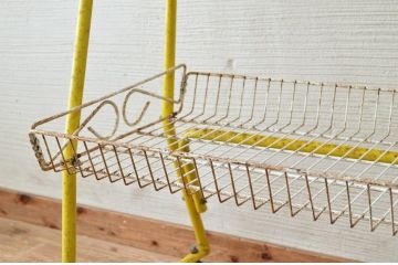 レトロ家具　レトロなアイアンラック(飾り棚)