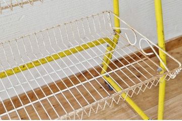 レトロ家具　レトロなアイアンラック(飾り棚)
