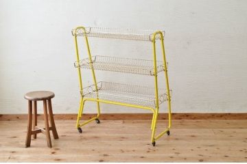 レトロ家具　レトロなアイアンラック(飾り棚)
