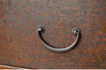 アンティーク家具　木目の素晴らしいダイヤガラス茶箪笥