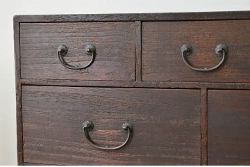 アンティーク家具　古民具　骨董　使い込まれたアンティーク時代箪笥