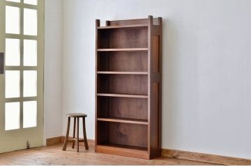 アンティーク家具　★素敵なデザイン!シンプルなアンティーク本棚(飾り棚)