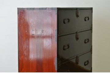 アンティーク家具　漆の綺麗な黒漆庄内箪笥