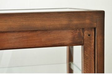 アンティーク家具　古いナラ材のアンティーク台形ガラスケース