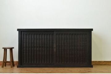 アンティーク家具　江戸〜明治　味のある縦格子時代箪笥サイドボード2(水屋箪笥、下駄箱)