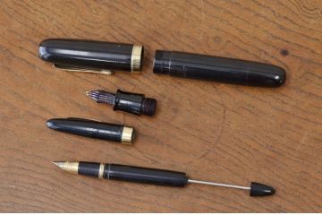 ○古いパーカー万年筆など4点セット