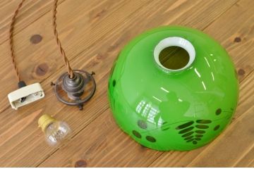 中古レプリカ被せガラス電笠(吊り下げ照明)