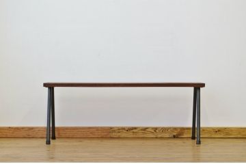アンティーク家具　古い木のシンプルな鉄脚ベンチ1(アイアン、長イス)