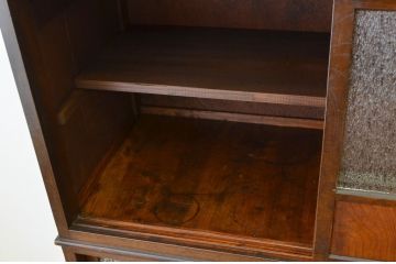 アンティーク家具　☆古い木の二段重ねダイヤガラス収納棚(食器棚)