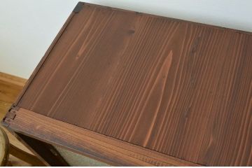 アンティーク家具　☆古い木の二段重ねダイヤガラス収納棚(食器棚)