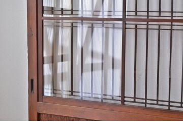 ★素敵な格子のガラス引き戸2枚セット(アンティーク)